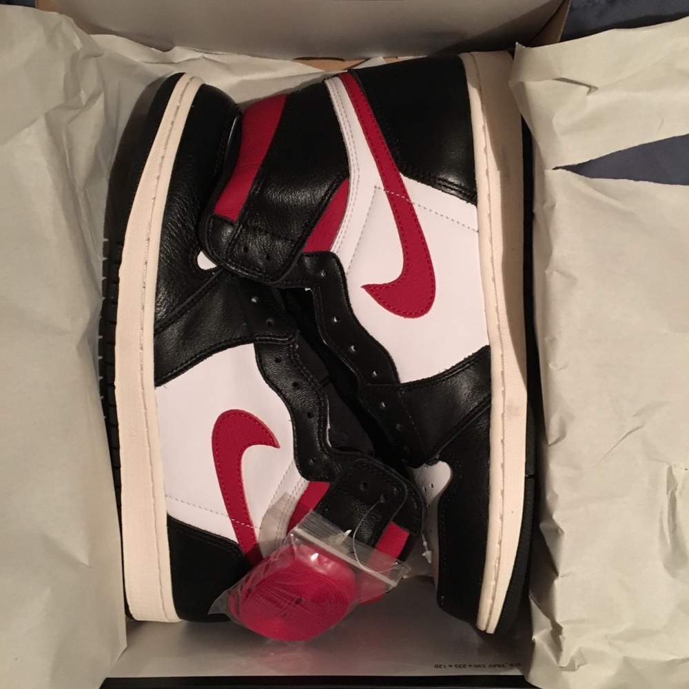Jordan 1 Gym Red